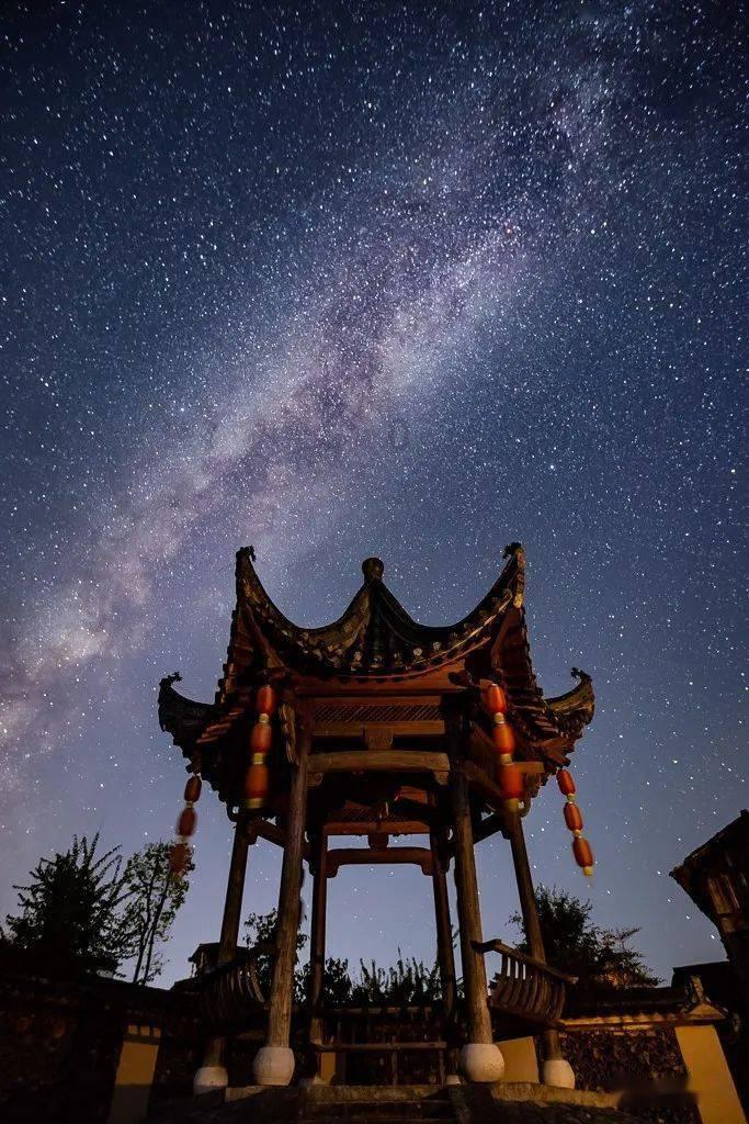 麟卓卓懿支持在 Linux 系统中运行安卓应用